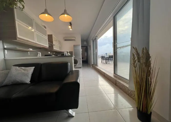 Penthouse With Immense Outdoor Area Naxxar