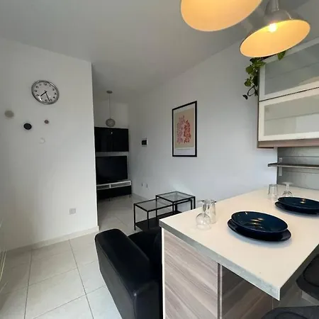 Penthouse With Immense Outdoor Area Naxxar