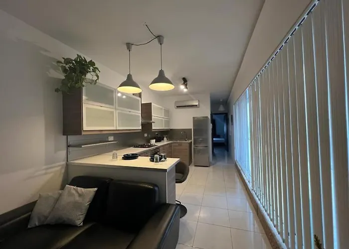 Penthouse With Immense Outdoor Area * Naxxar